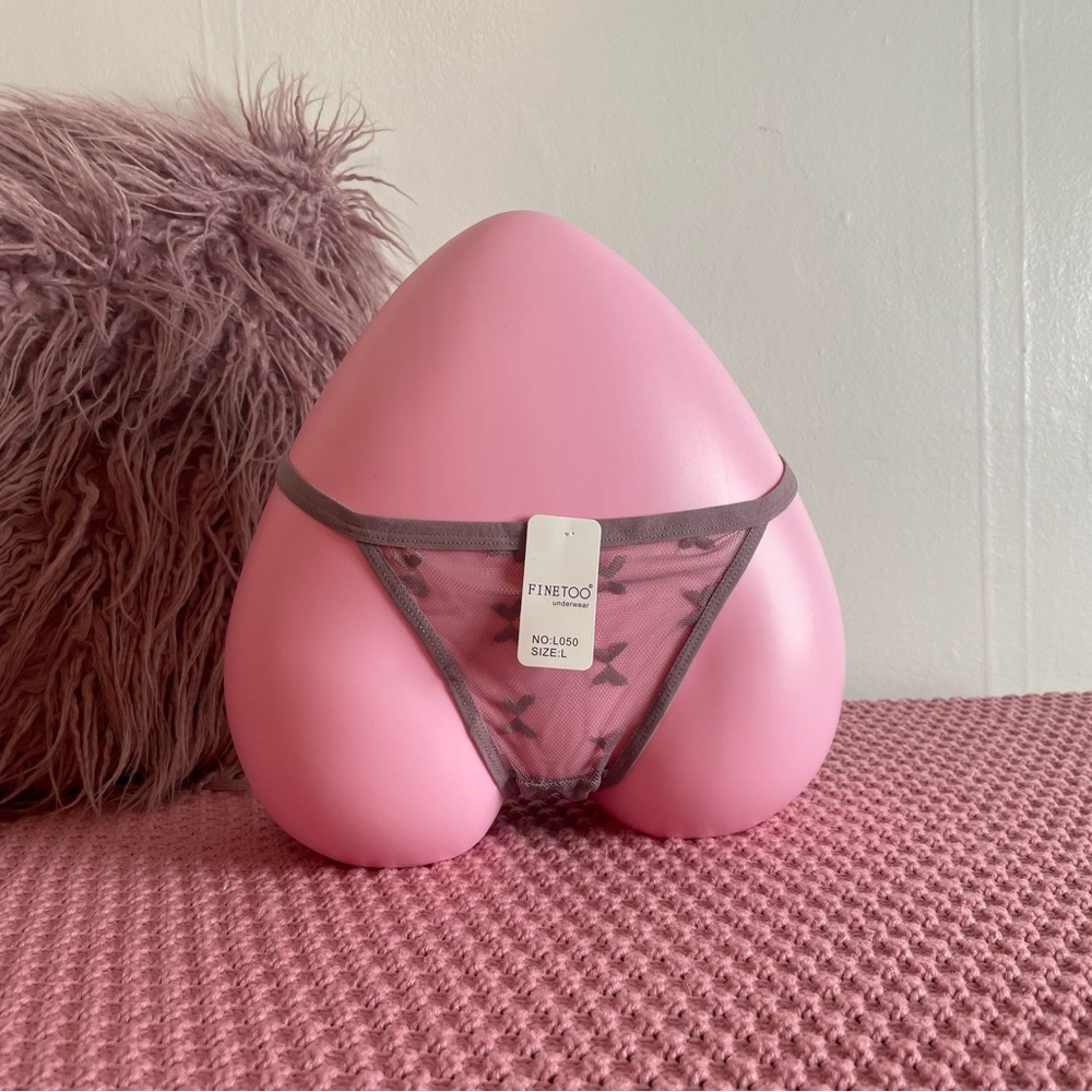 🦋 NWT - Medium - comfy panties lingerie underwear thong  - butterfly purple